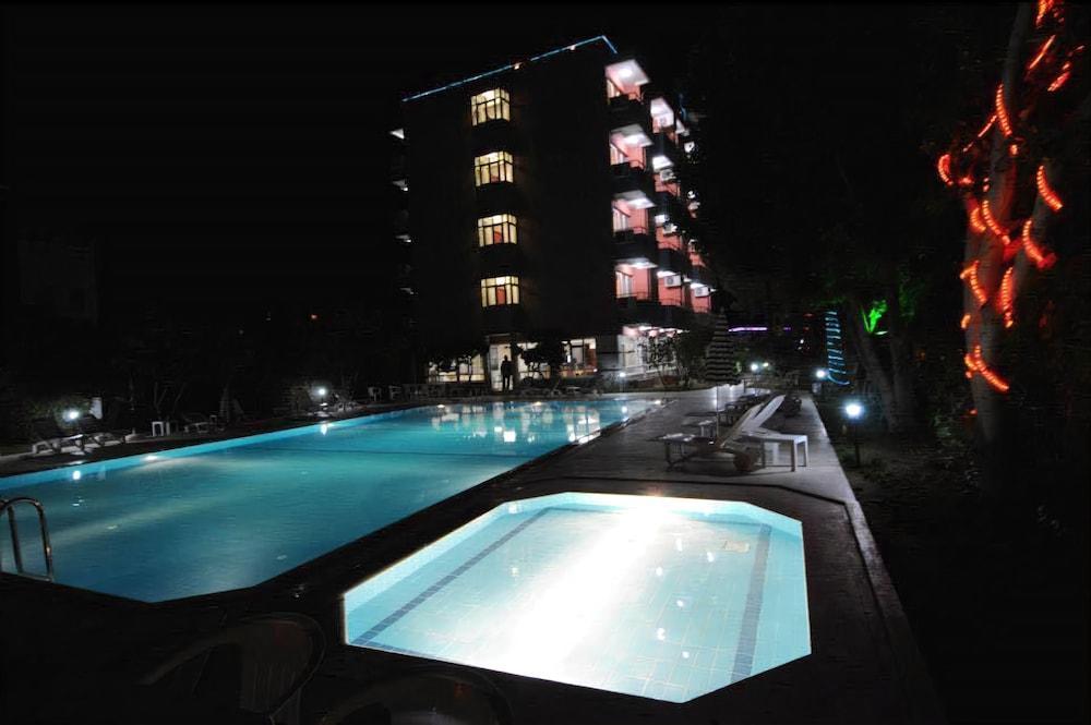 Bellissima Hotel Side Exteriér fotografie